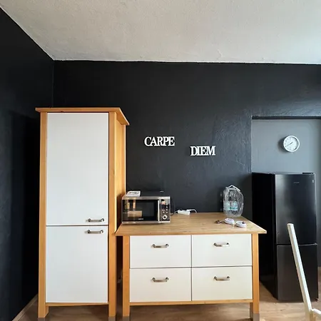 Doubleroom Shared House 1 Floor Nr1 Lägenhet *