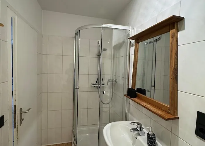 Room 1 - Shared House Linz am Rhein