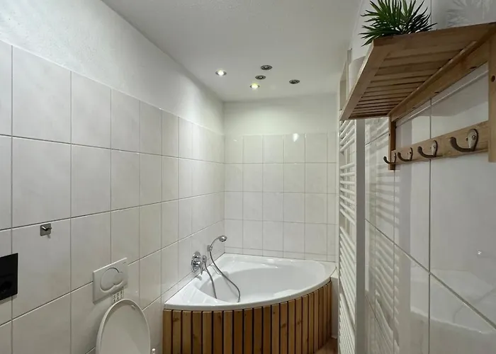 Room 1 - Shared House * Linz am Rhein